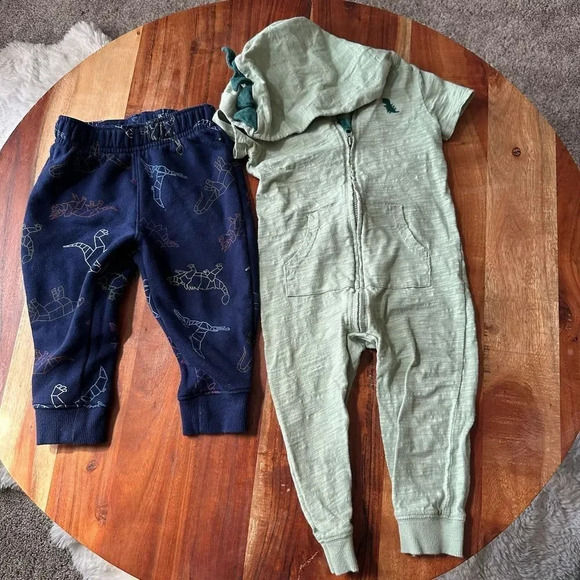 CAT &‎ JACK Baby Boy 18M Dinosaur Bundle - Picture 1 of 4